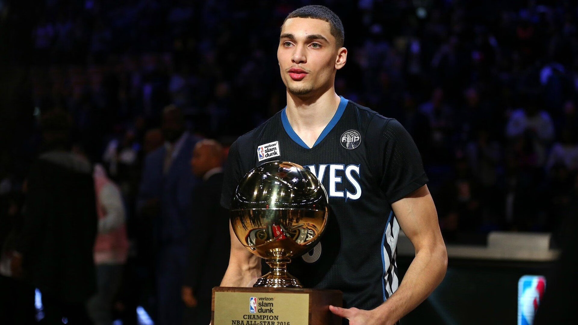 硬仗中展现实力，广东队力克活塞，字母哥化身关键先生