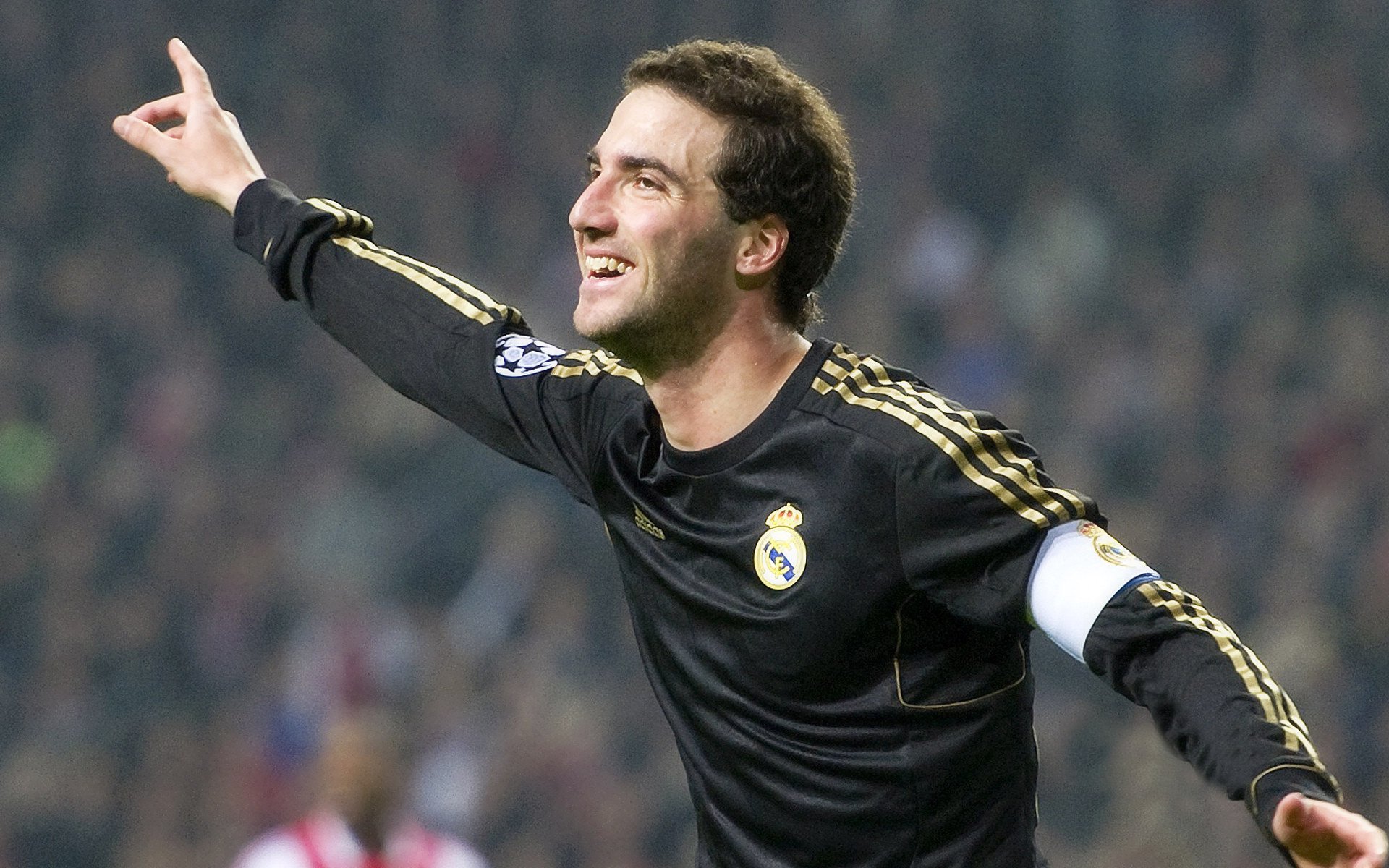 卡马文加，当大场面先生在荷兰风暴中打穿克罗地亚