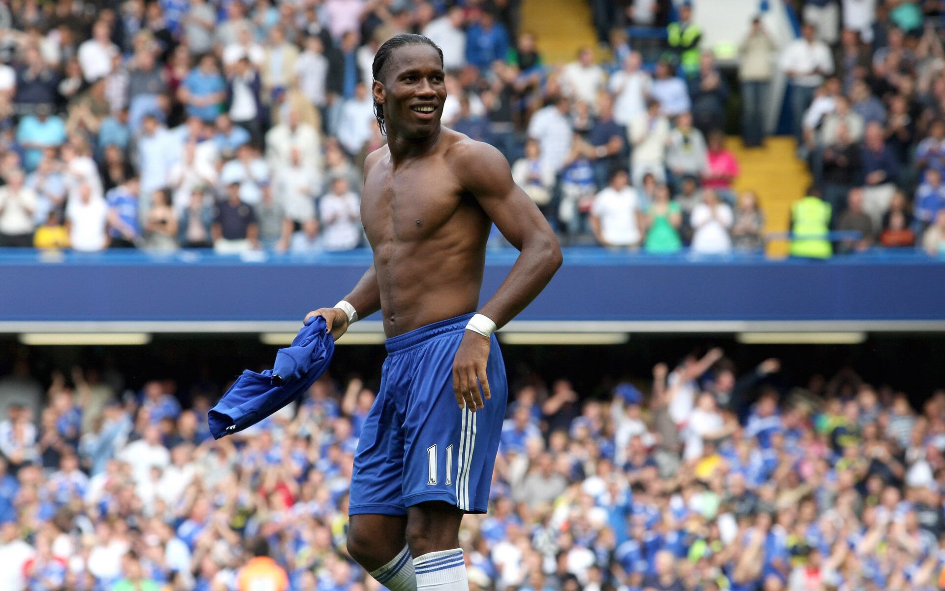 克瓦拉茨赫利亚攻防两端统治，国际米兰战术压制瑞士，一场现代足球的战术解剖